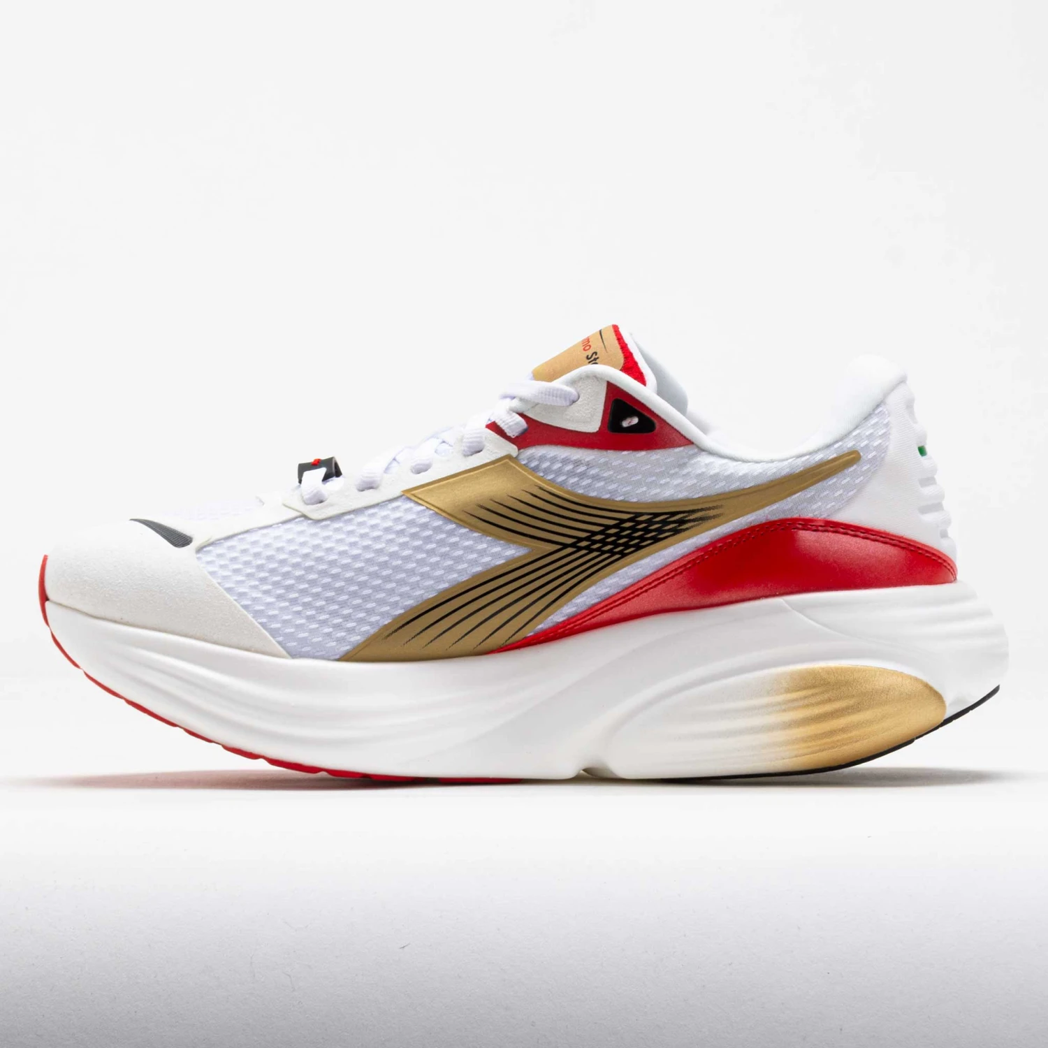 Diadora Atomo Star Unisex White/Metallic Gold/Firey Red 4 Diadora Atomo Star Unisex White/Metallic Gold/Firey Red - Image 2