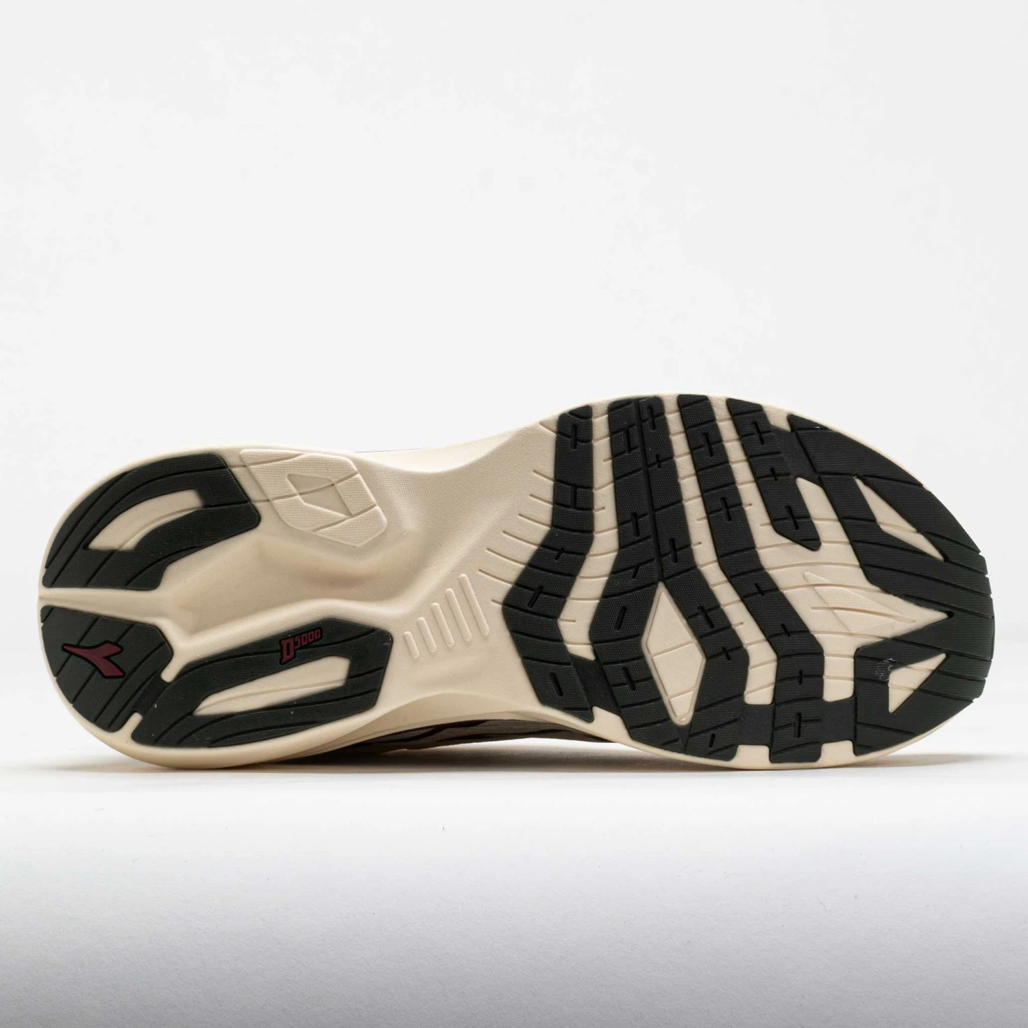 Diadora Nucleo 2 Men's Whisper White/Maroon Banner 6 Diadora Nucleo 2 Men's Whisper White/Maroon Banner - Image 4