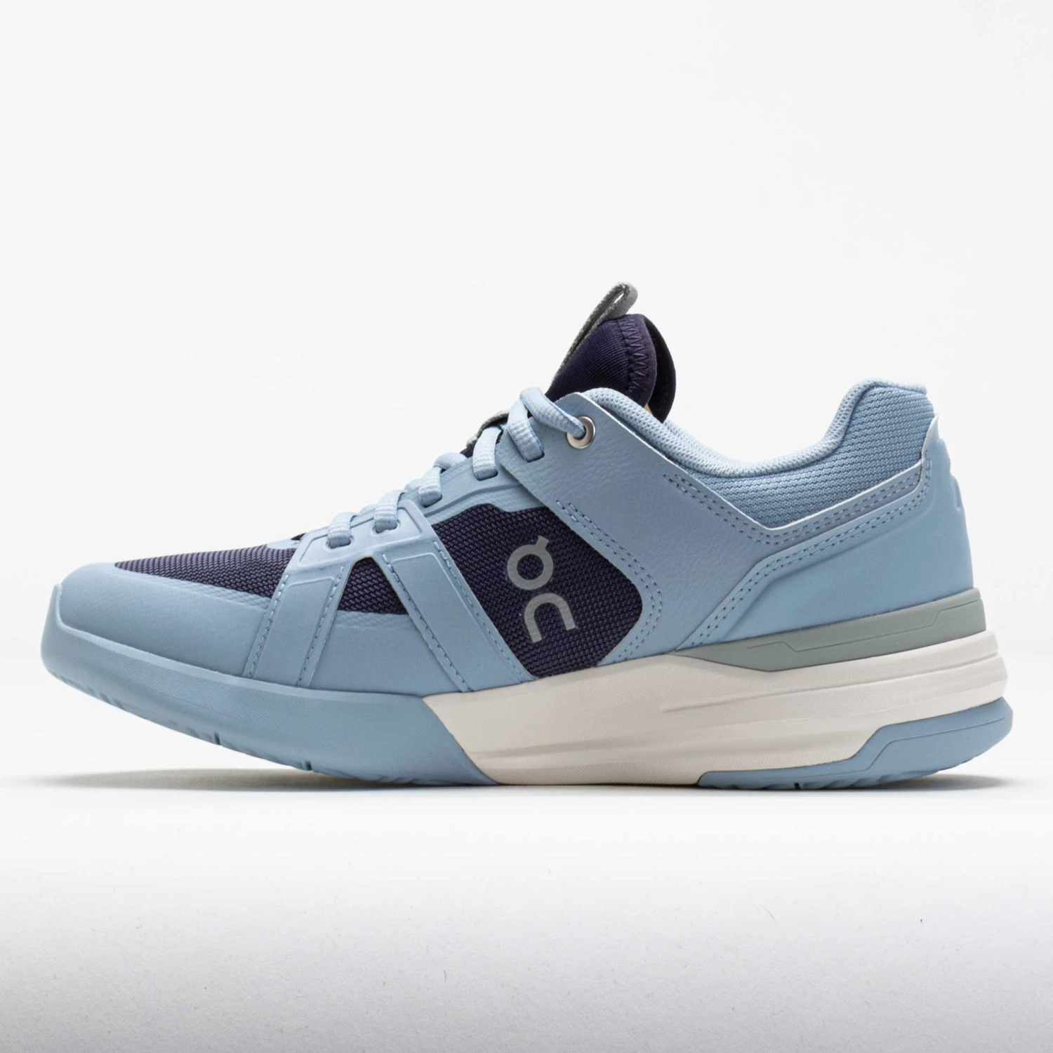 On Running On The Roger Clubhouse Pro Women's Chambray/Midnight 4 On Running On The Roger Clubhouse Pro Women's Chambray/Midnight - Image 2