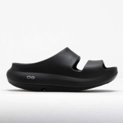 OOFOS OOyea Women's Black